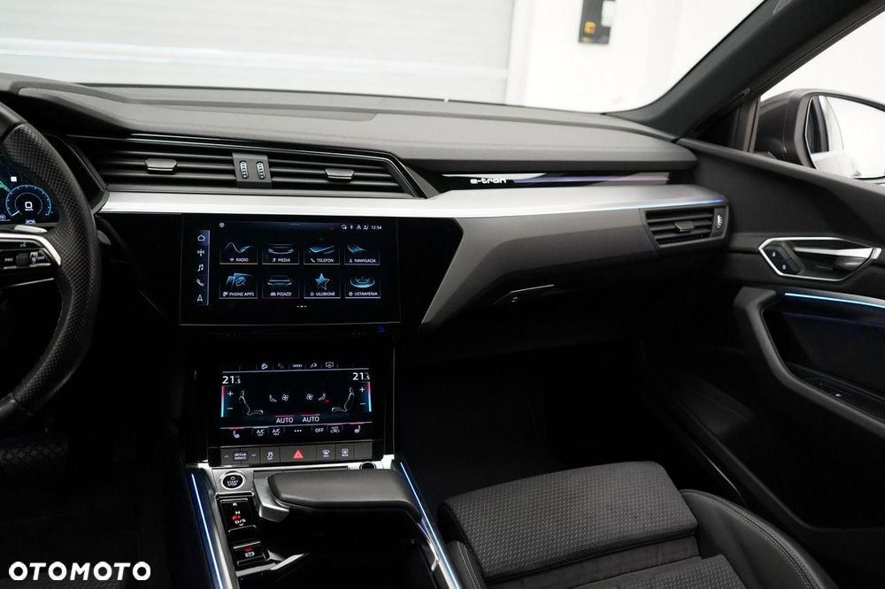 Audi e-tron Sportback - 17