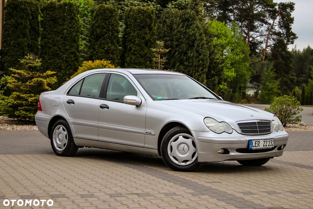 Mercedes-Benz Klasa C 180 Kompressor Automatik Classic - 12
