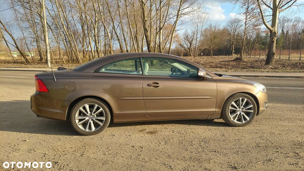 Volvo C70 D3 Summum - 17