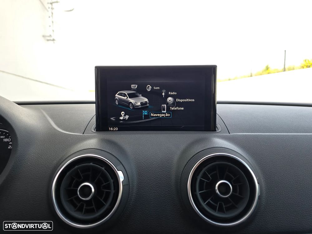 Audi A3 Sportback 30 TFSI S-line - 19