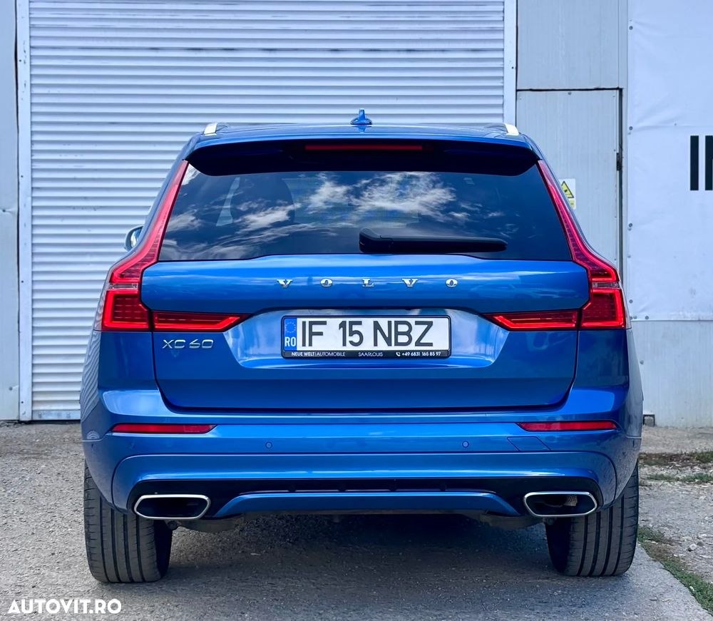 Volvo XC 60 D5 AWD Geartronic RDesign - 11