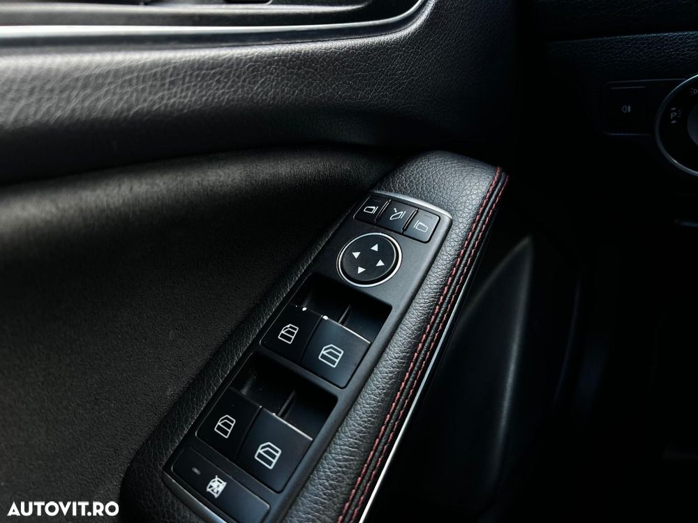 Mercedes-Benz GLA - 18