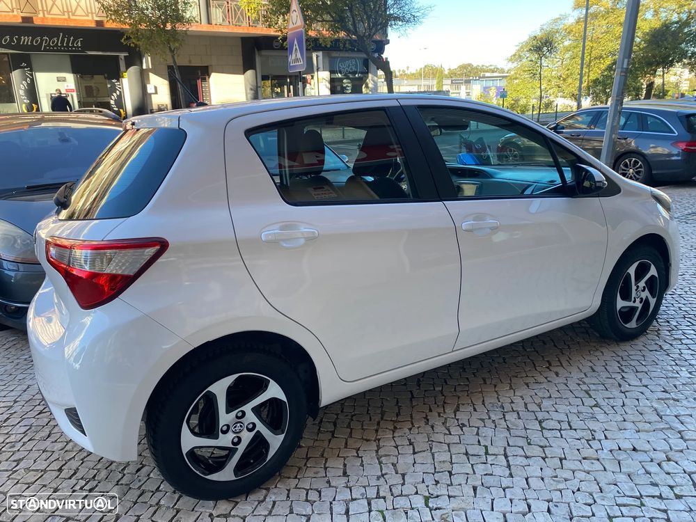 Toyota Yaris 1.0 VVT-i - 21