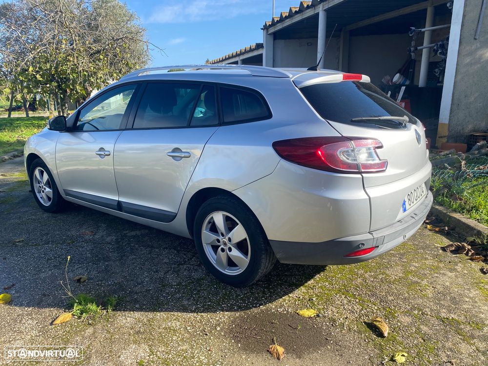 Renault Mégane Sport Tourer dCi 110 FAP Dynamique - 5