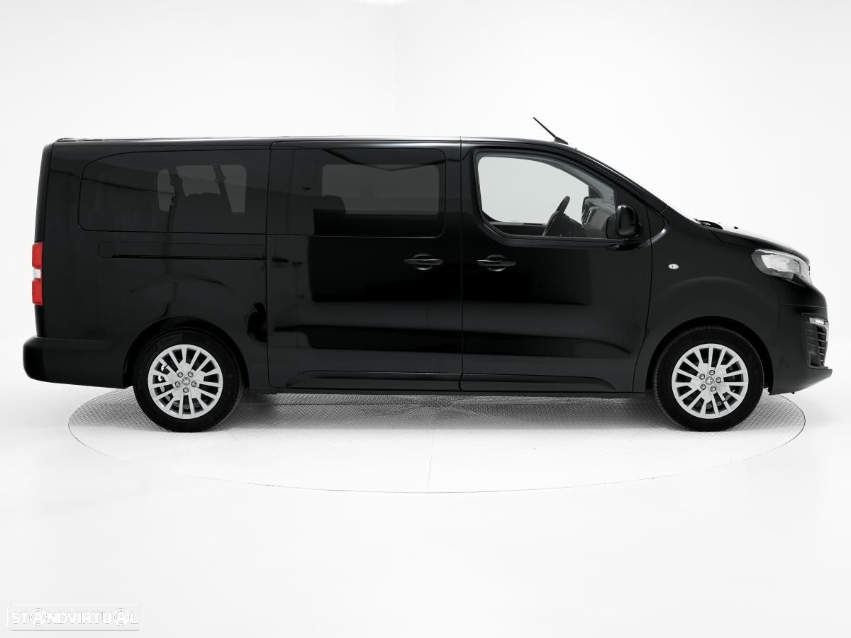 Peugeot e-Traveller 75 kWh Business Long - 2