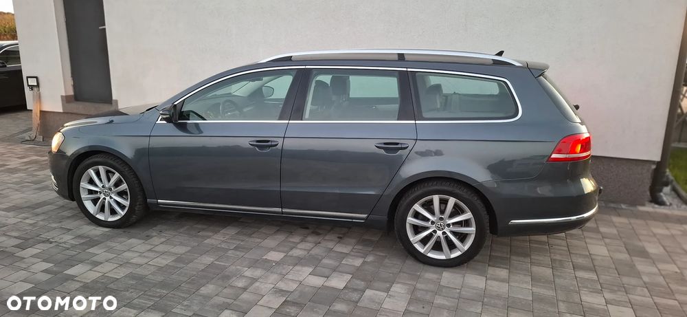 Volkswagen Passat - 13