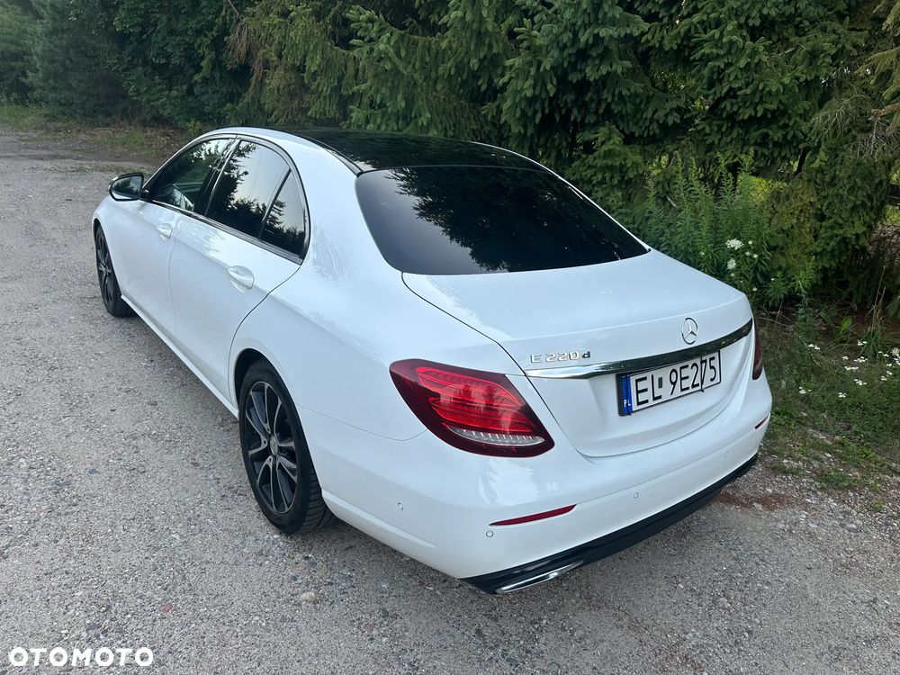 Mercedes-Benz Klasa E 220 d 9G-TRONIC - 4