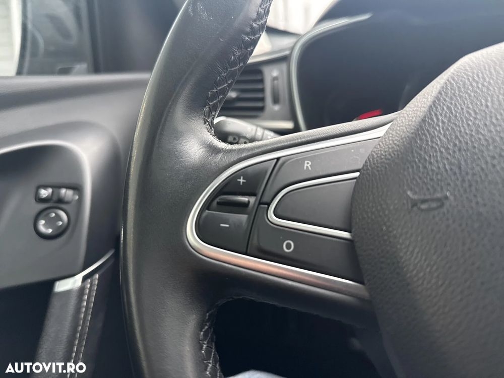 Renault Kadjar Energy dCi 130 4x4 Bose Edition - 13