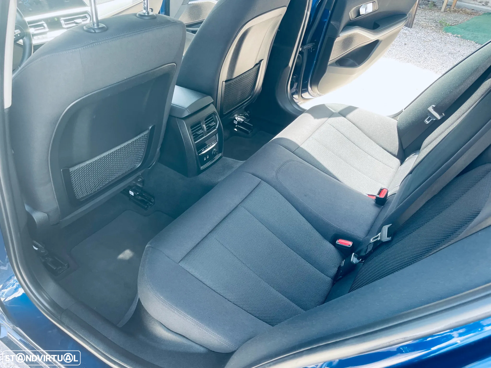 BMW 330 - 4