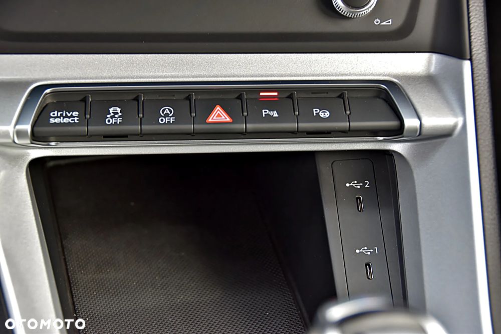 Audi Q3 35 TFSI S tronic - 34