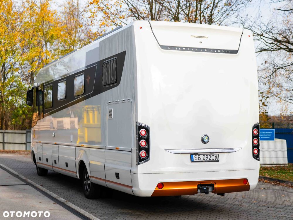 Niesmann-Bischoff FLAIR 920EK - 3