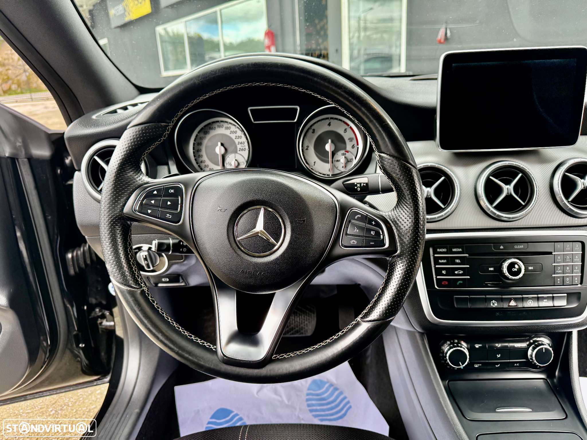 Mercedes-Benz CLA 200 d Shooting Brake AMG Line Aut. - 10