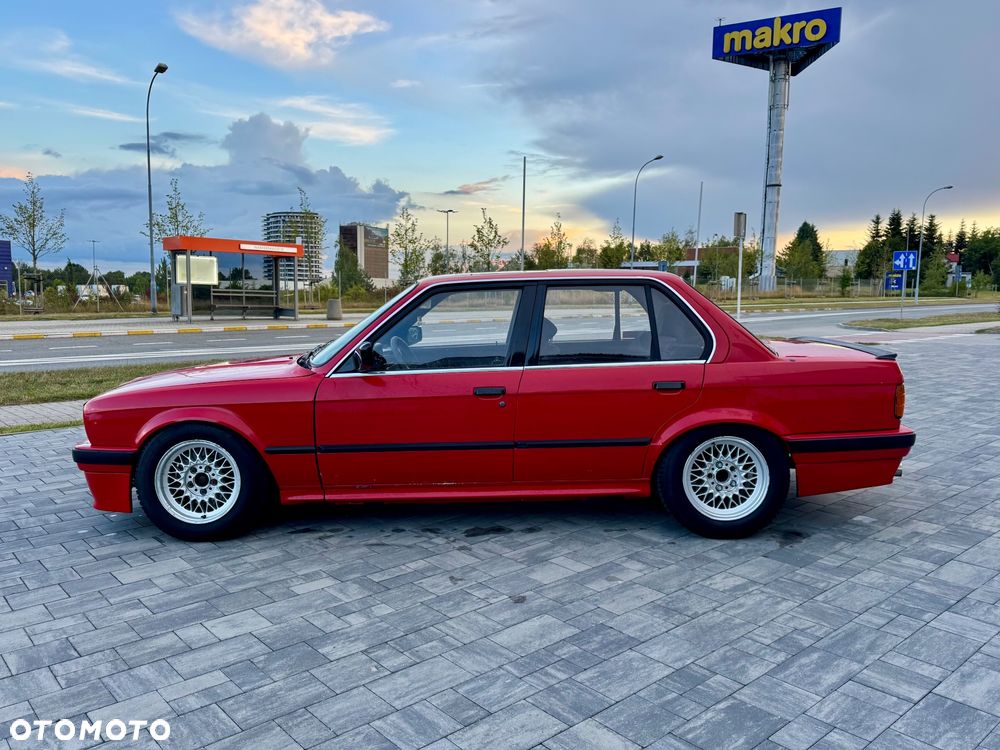 BMW Seria 3 316i - 15