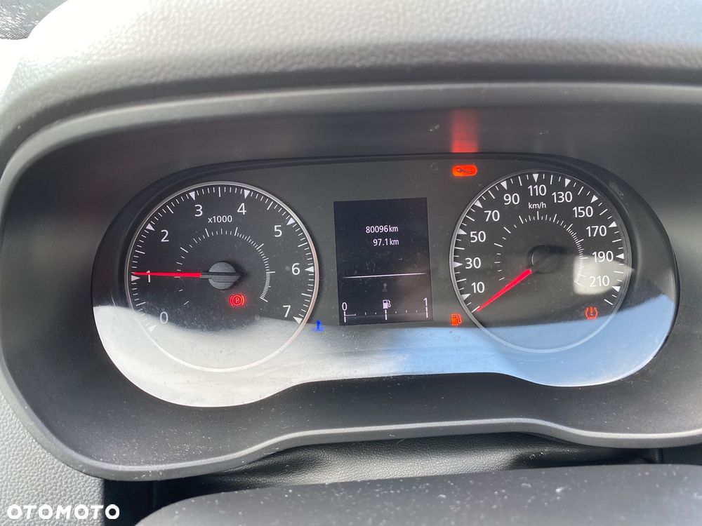 Dacia Duster 1.6 SCe Comfort - 32