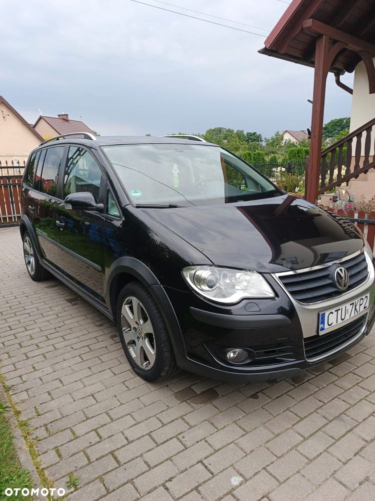 Volkswagen Touran 2.0 TDI DPF Cross DSG - 5