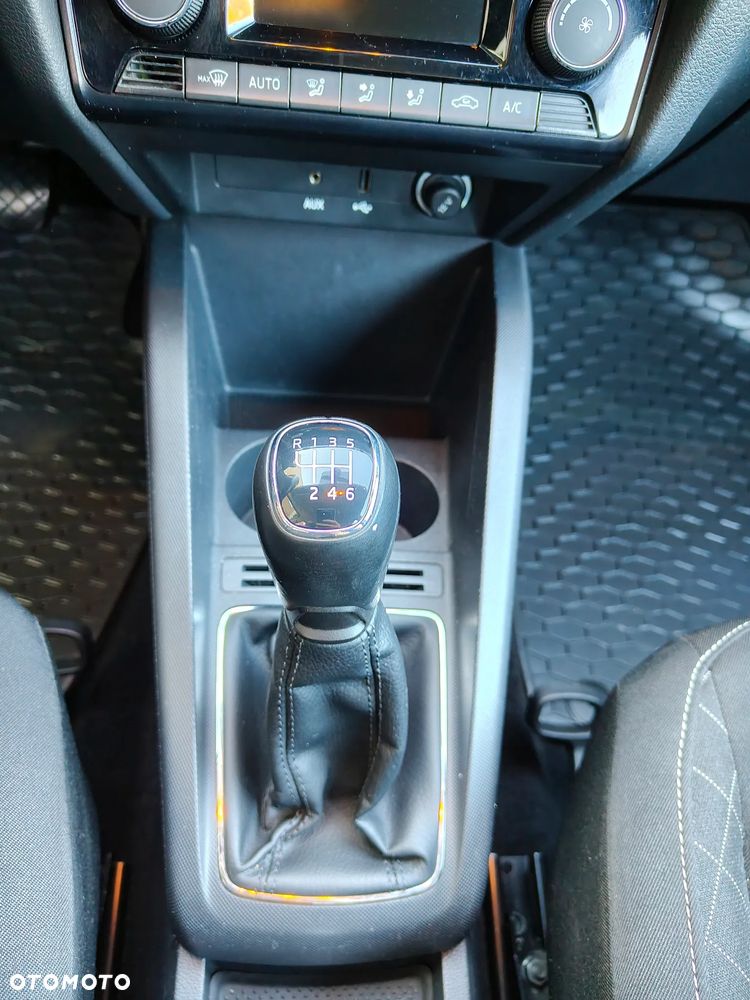 Skoda Fabia 1.2 TSI Style - 19