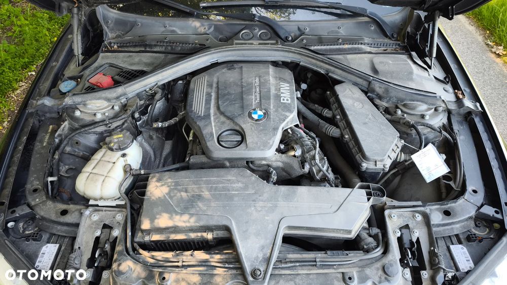 BMW Seria 3 316d Luxury Line EU6 - 4