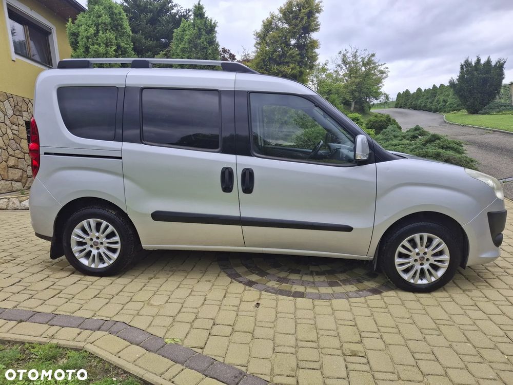 Fiat Doblo 1.6 16V Multijet Start&Stopp Dualogic Emotion Family - 4
