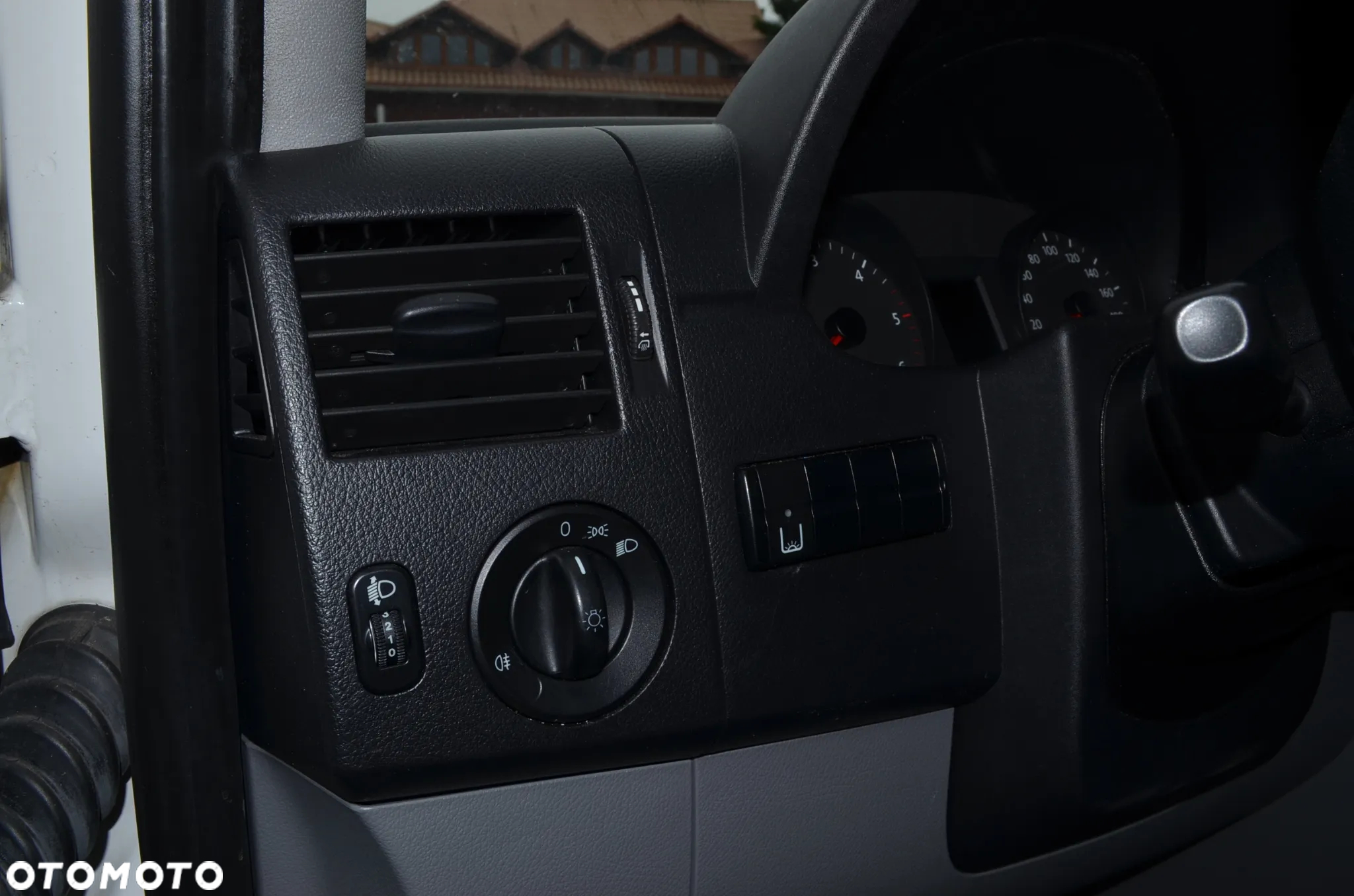Volkswagen Crafter - 11