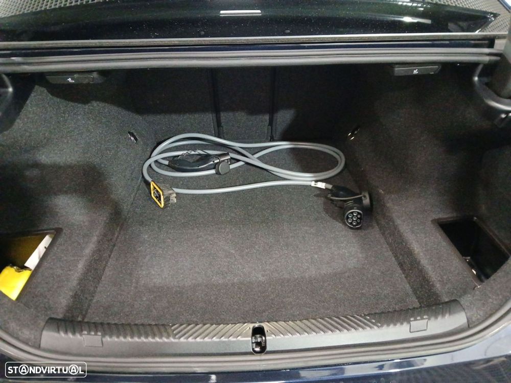 BMW 530 e Pack M - 29