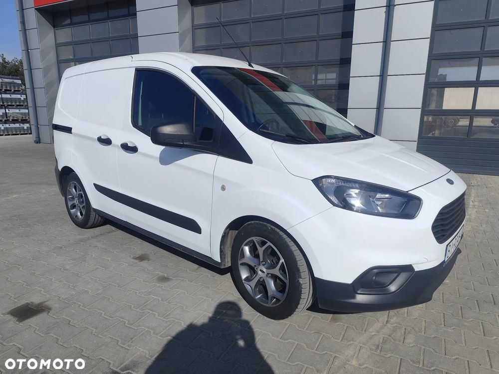 Ford Courier - 2