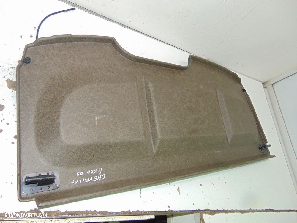 Chevrolet Aveo chapeleira - 3