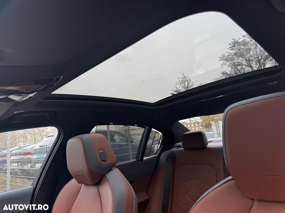 BMW Seria 5 550e xDrive Aut. - 17