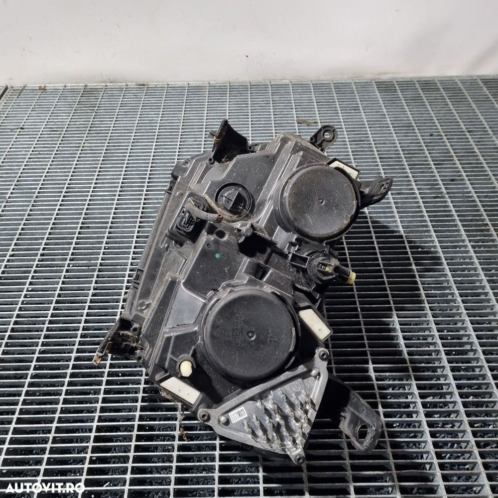 Far Dreapta Dacia Duster II 2018 - 2021 SUV 4 Usi (1473) Fara xenon - 5