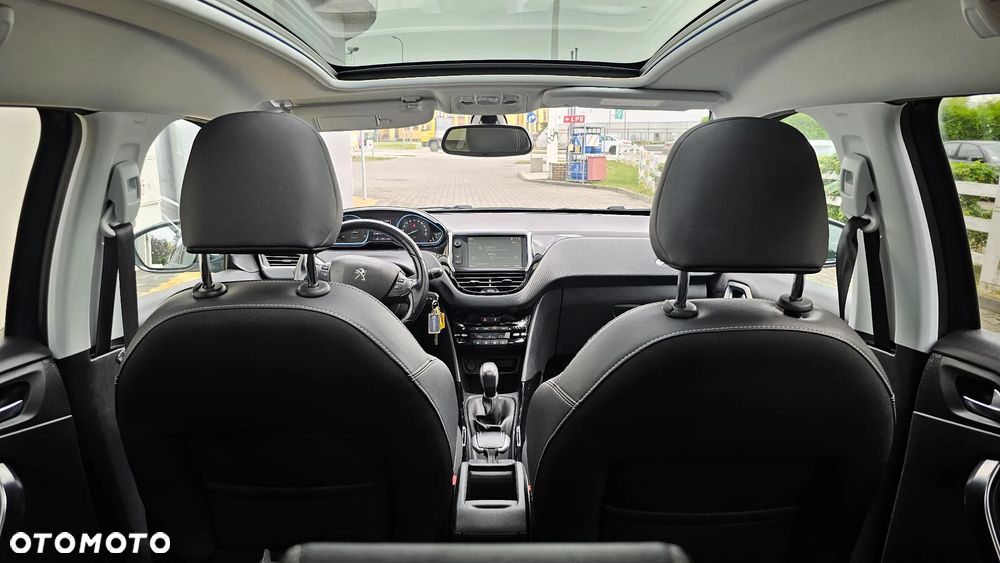 Peugeot 2008 BlueHDi 100 STOP & START Allure - 27
