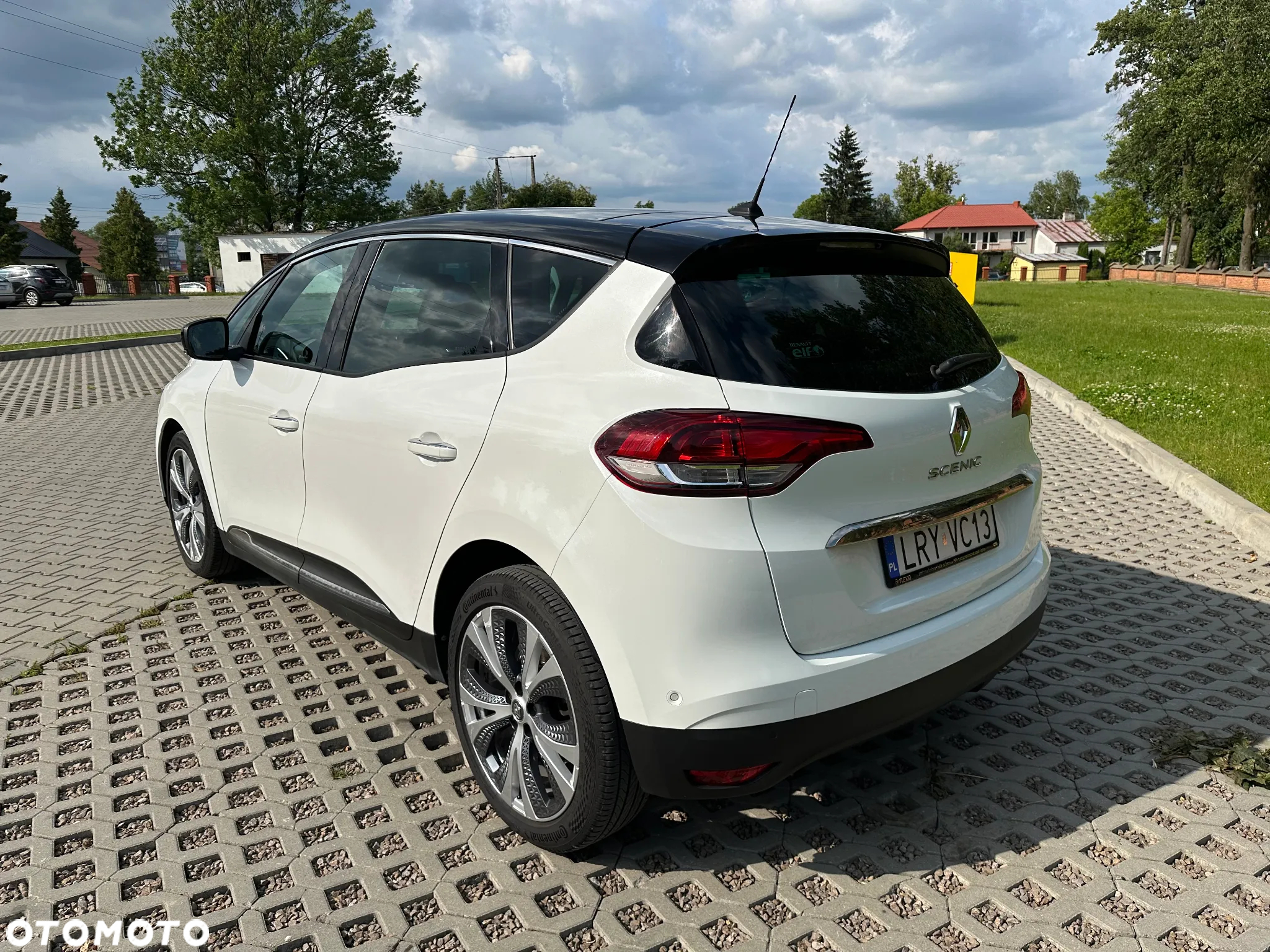 Renault Scenic 1.6 dCi Bose EDC - 9