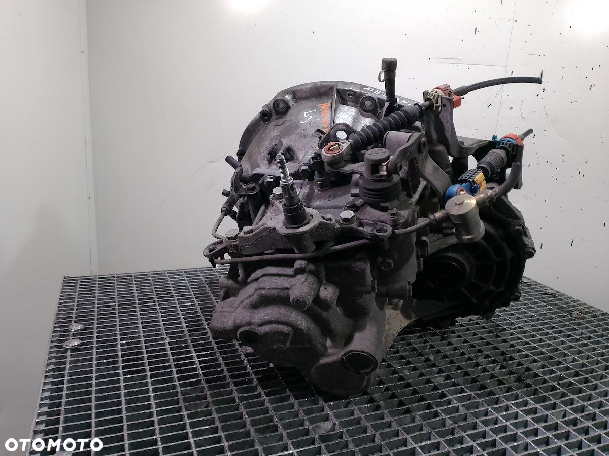 SKRZYNIA BIEGÓW MANUALNA RENAULT MEGANE II ( 02-09 ) 1.9 DCI - 4