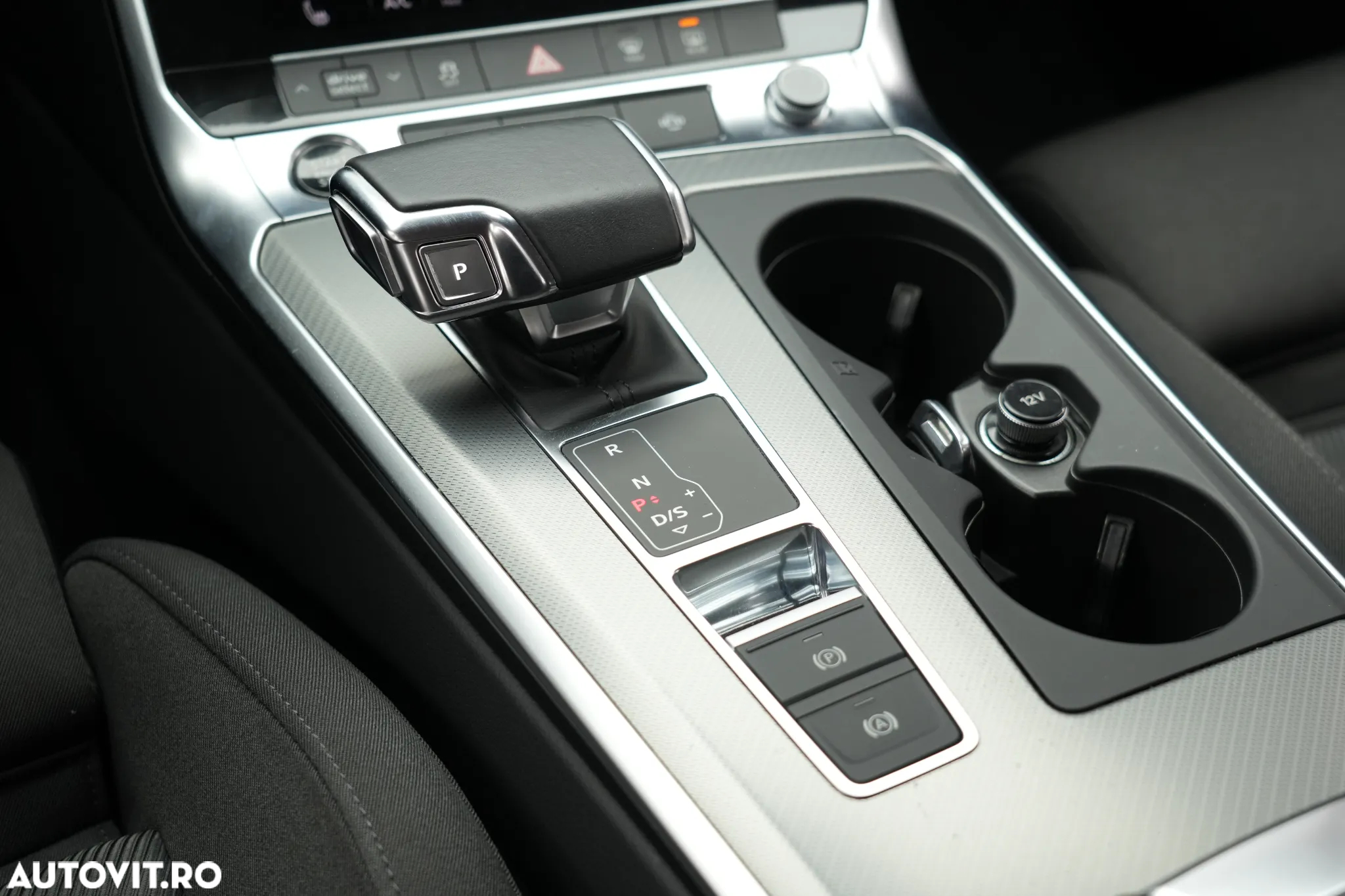 Audi A6 50 TFSI e quattro S tronic design - 37