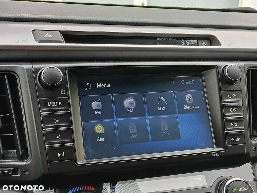 Toyota RAV4 Hybrid Premium 4x2 - 19