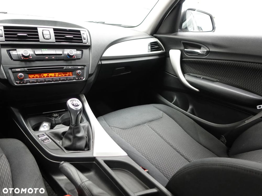 BMW Seria 1 114i - 37