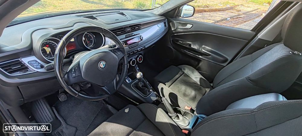 Alfa Romeo Giulietta 1.6 JTDM 16V Turismo - 23