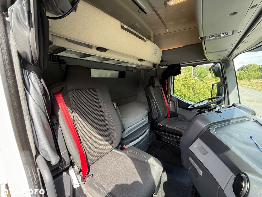 Renault T480 HIGH CAB* EU6* PO WYMIANIE SPRZĘGŁA, TURBO, KOMPRESORA* ALUSY* LODOWKA* ACC* KLIMA DACHOWA* Z FRANCJI* - 19