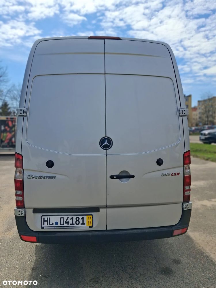 Mercedes-Benz Sprinter - 5