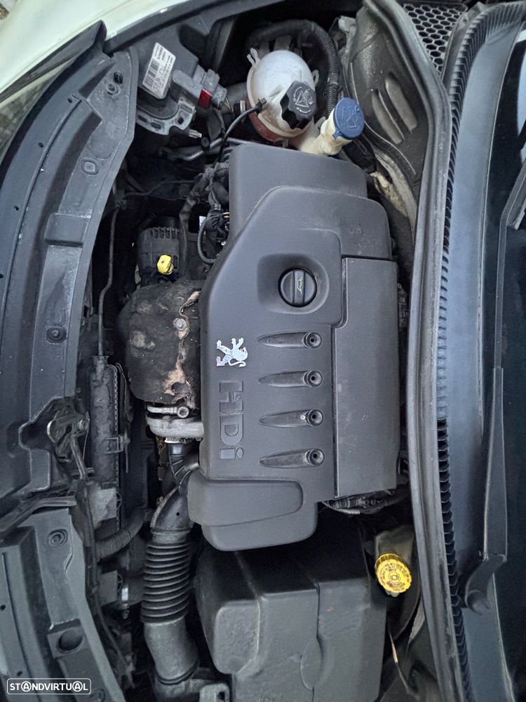 Peugeot 207 1.4 HDi Urban - 2