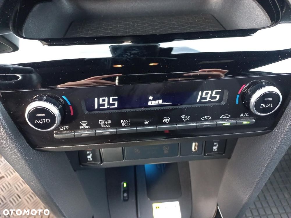 Toyota Yaris Cross Hybrid 1.5 Adventure - 24