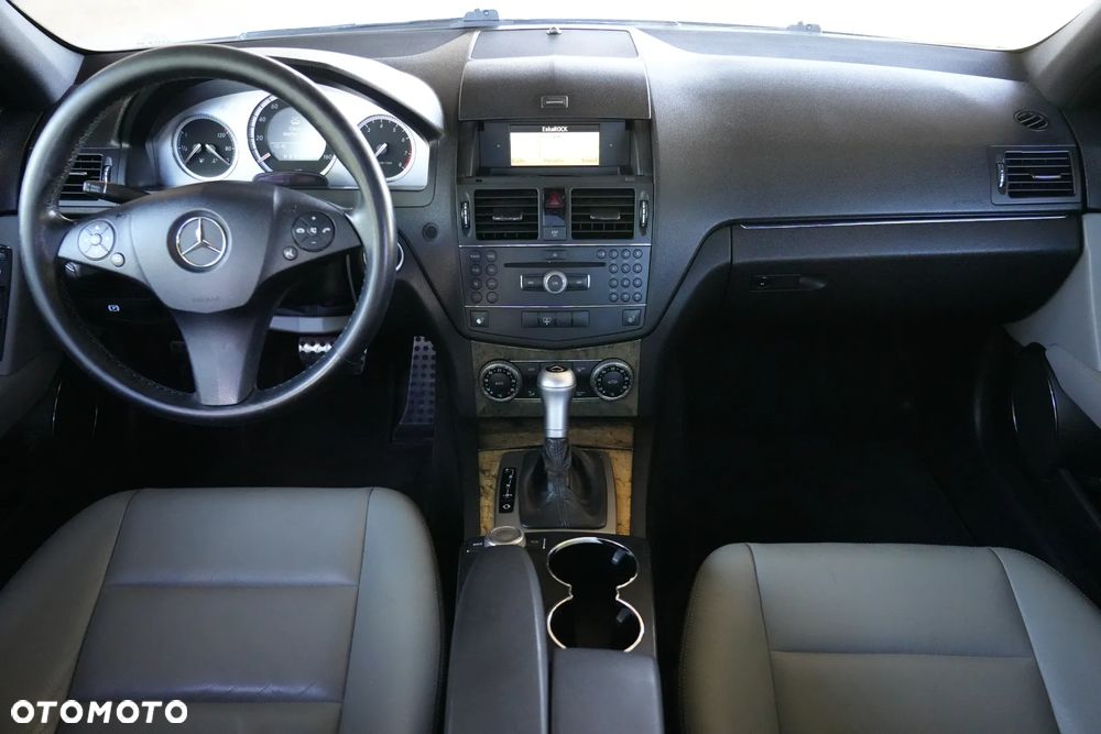 Mercedes-Benz Klasa C 350 7G-TRONIC SPORT EDITION - 17