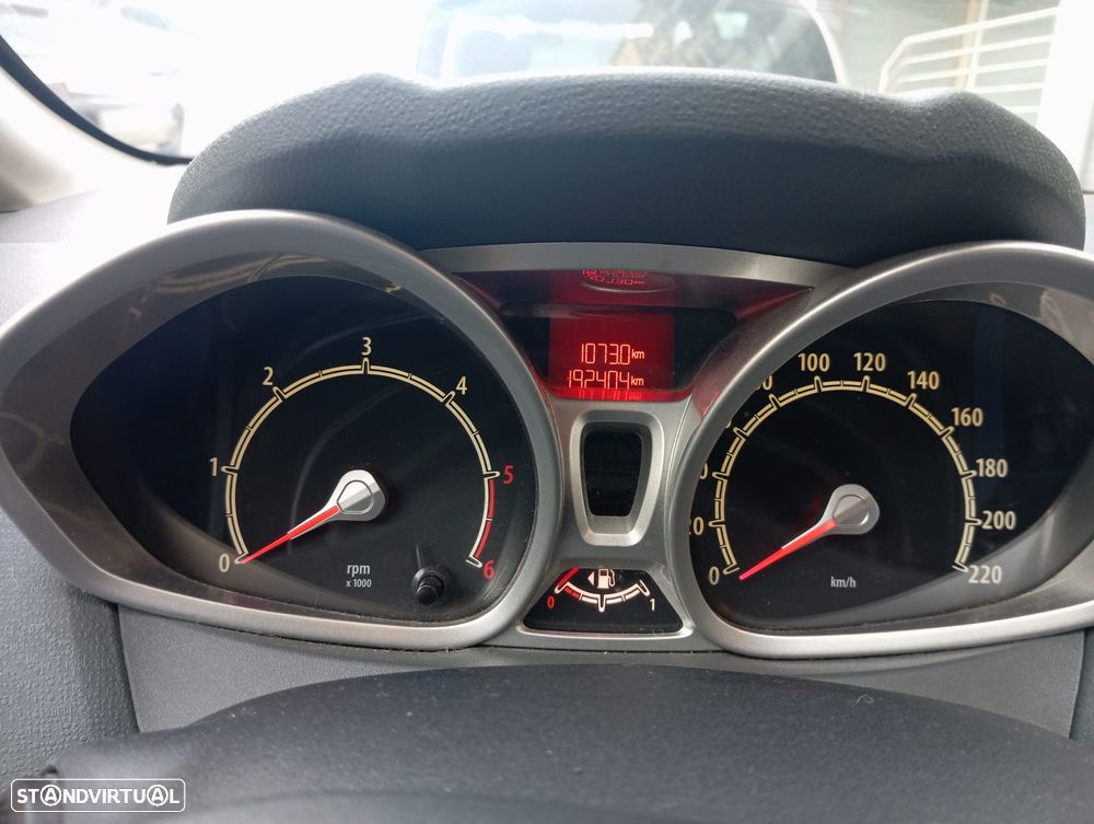 Ford Fiesta 1.4 TDCI Ghia - 4