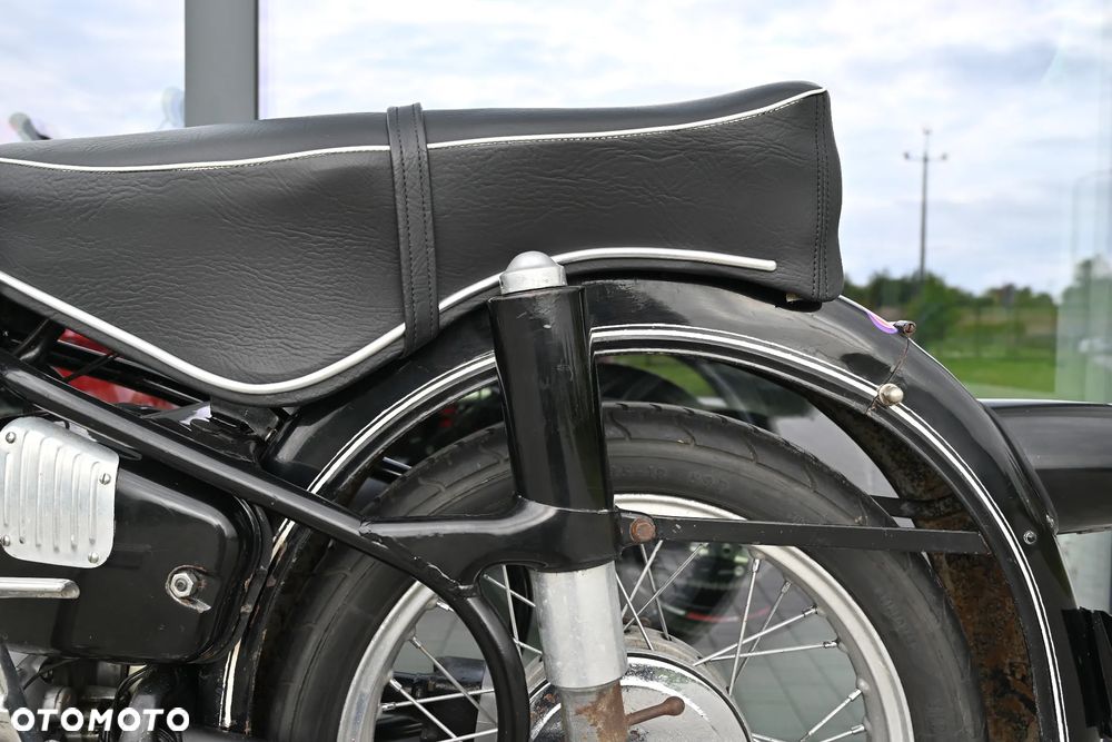 BMW R - 32