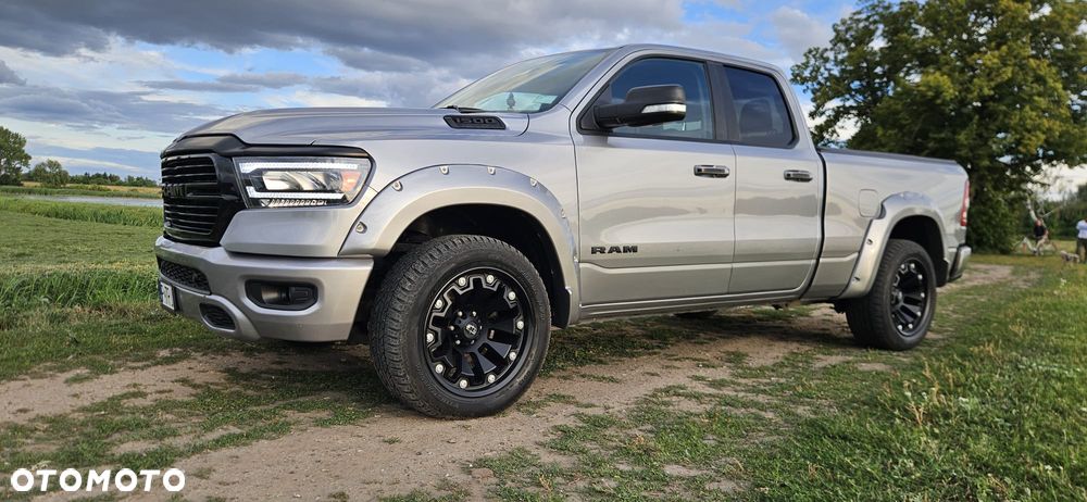 Dodge RAM - 18