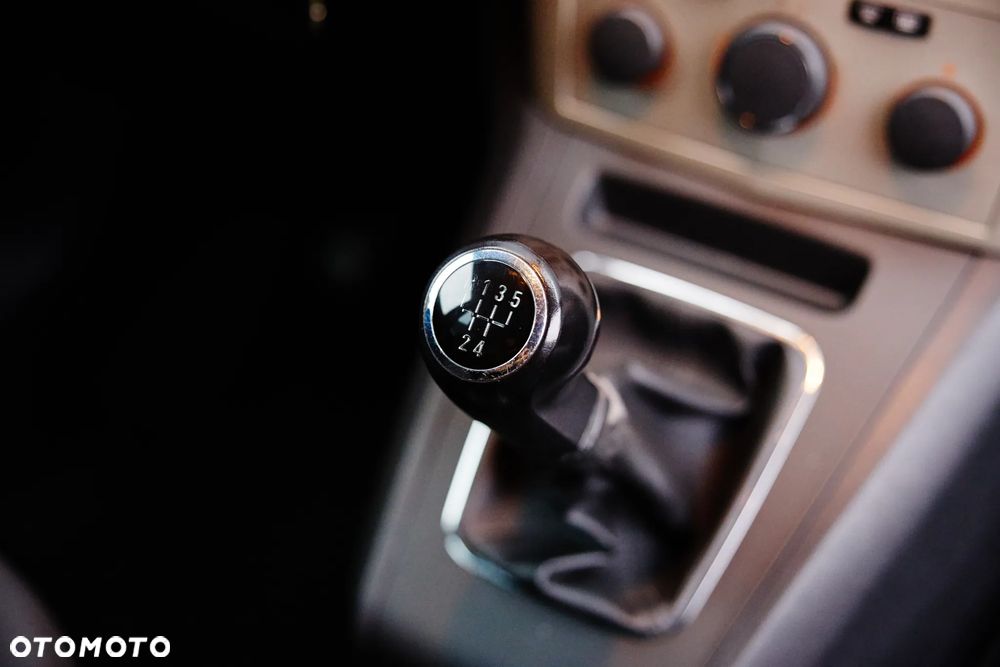 Opel Zafira 1.8 Cosmo - 25