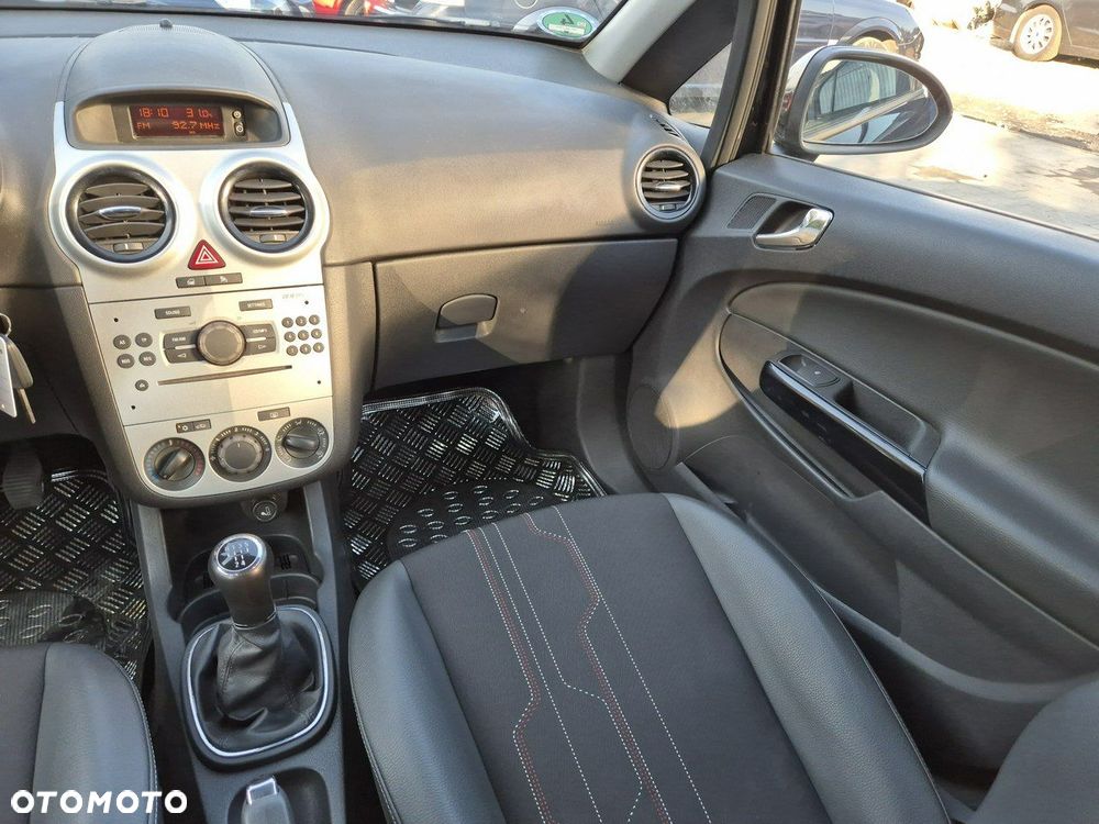 Opel Corsa 1.4 16V 150 Jahre - 24