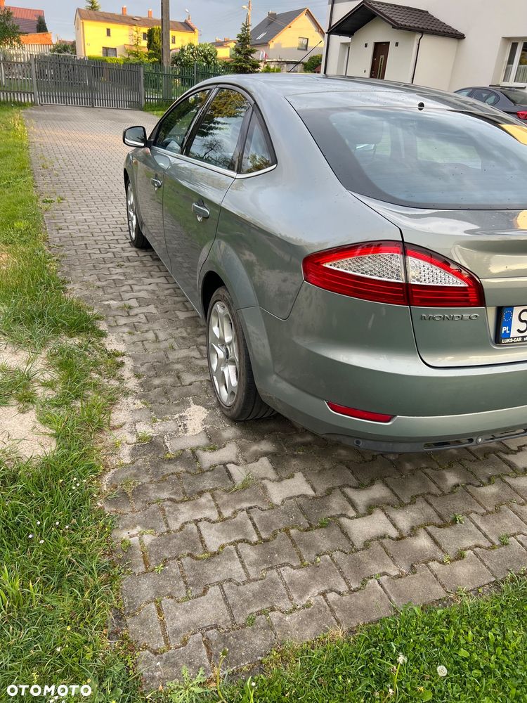 Ford Mondeo 2.0 TDCi Titanium - 9