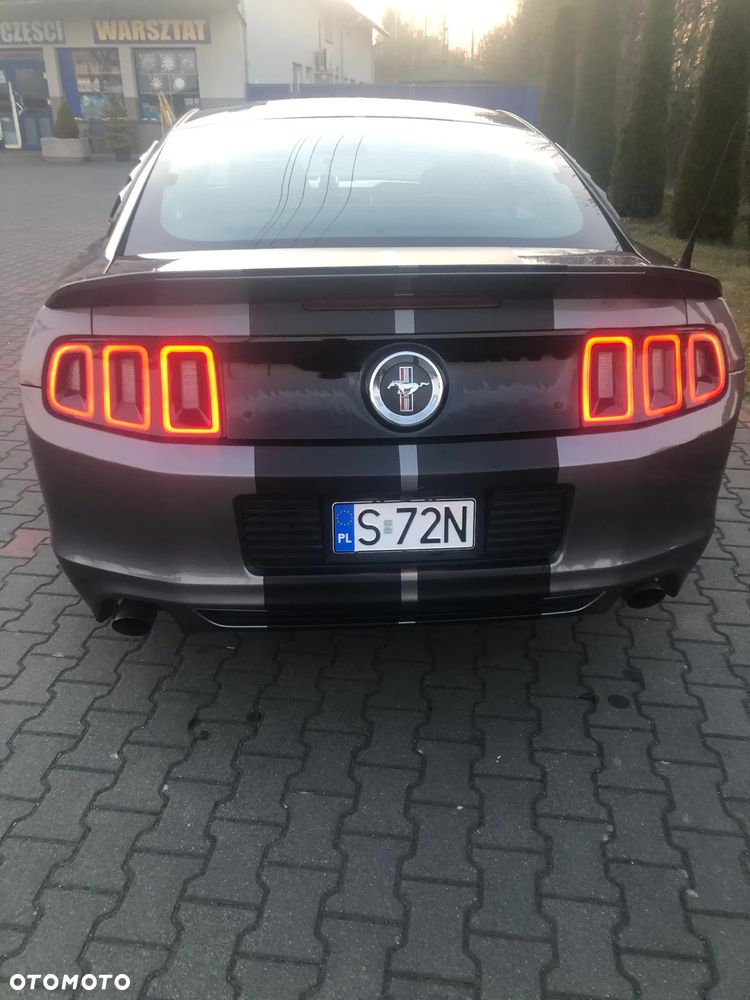 Ford Mustang 3.7 V6 - 6