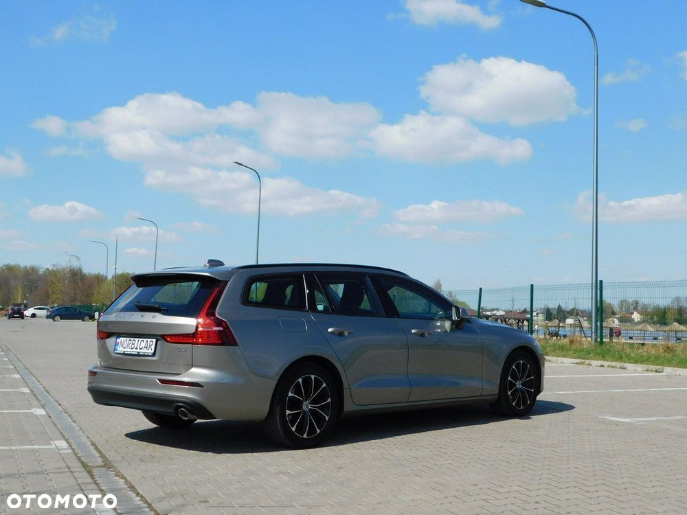 Volvo V60 D3 Momentum Pro - 38