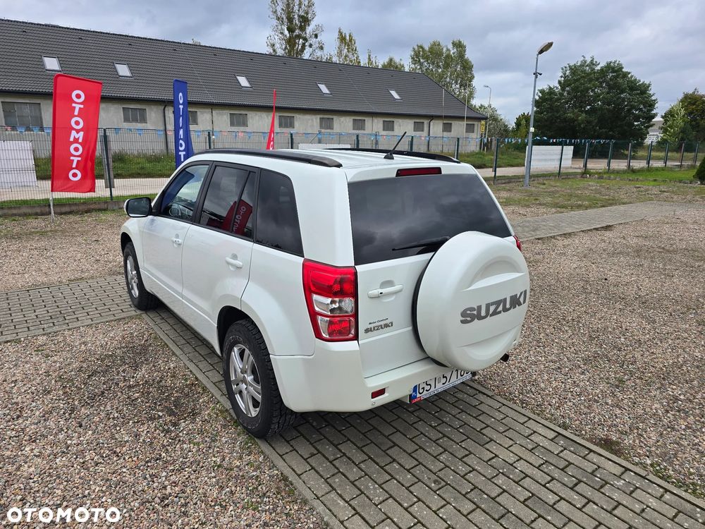 Suzuki Grand Vitara 2.4 Premium - 9