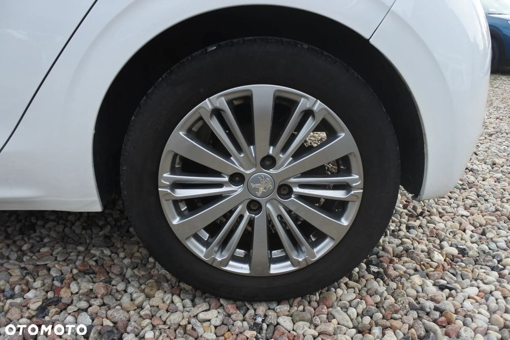 Peugeot 208 PureTech 110 Stop & Start EAT6 Allure - 27